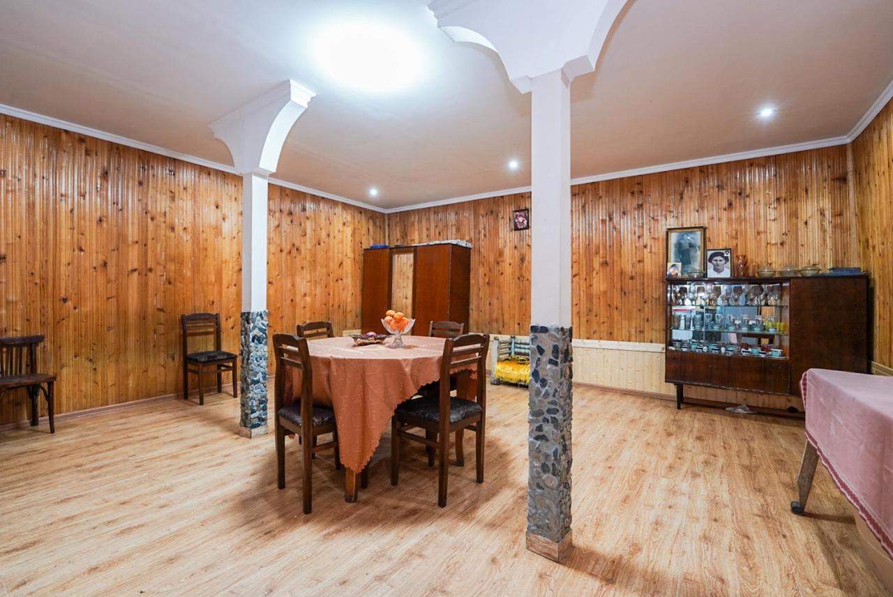 Bori'S Guesthouse Ushguli Exterior photo